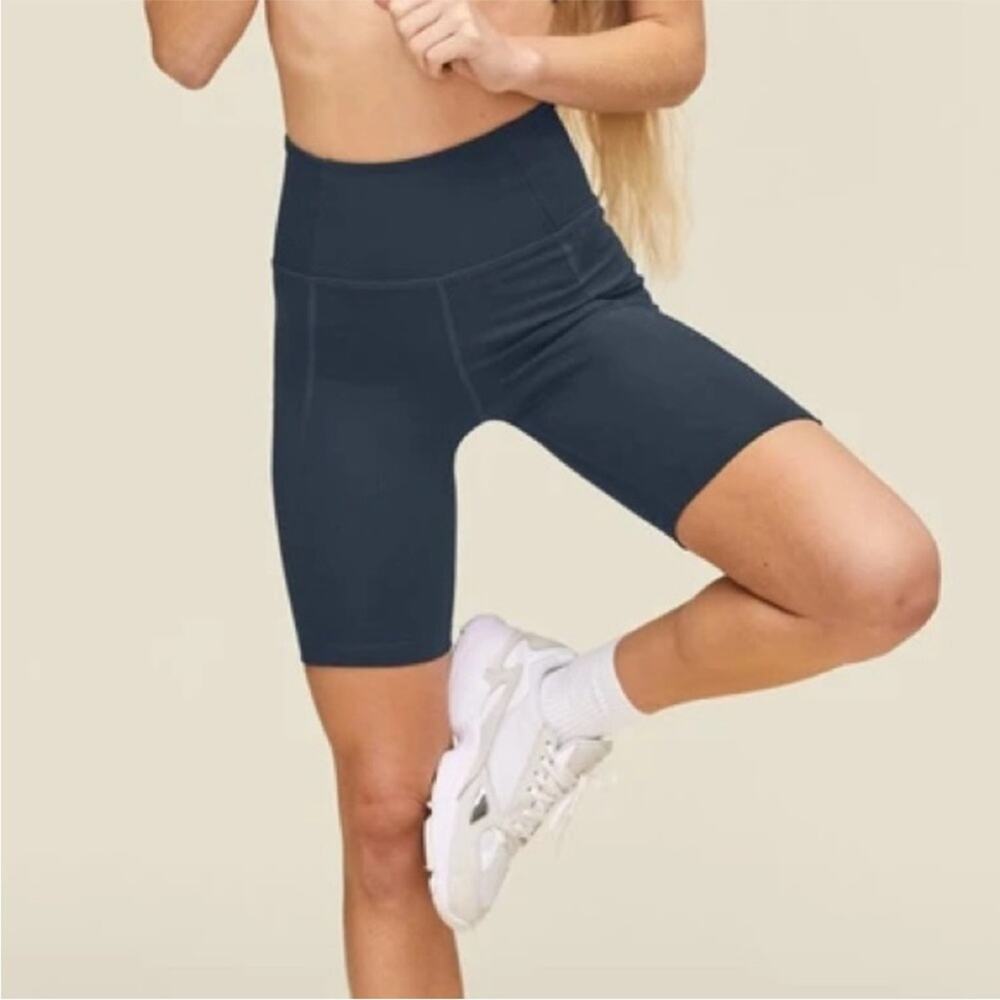 Girlfriend Collective High-Rise Navy Bike Shorts small